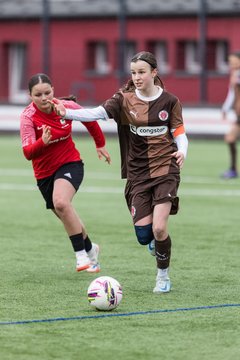 Bild 471 - wBJ FC St. Pauli - Walddoerfer SV : Ergebnis: 3:4